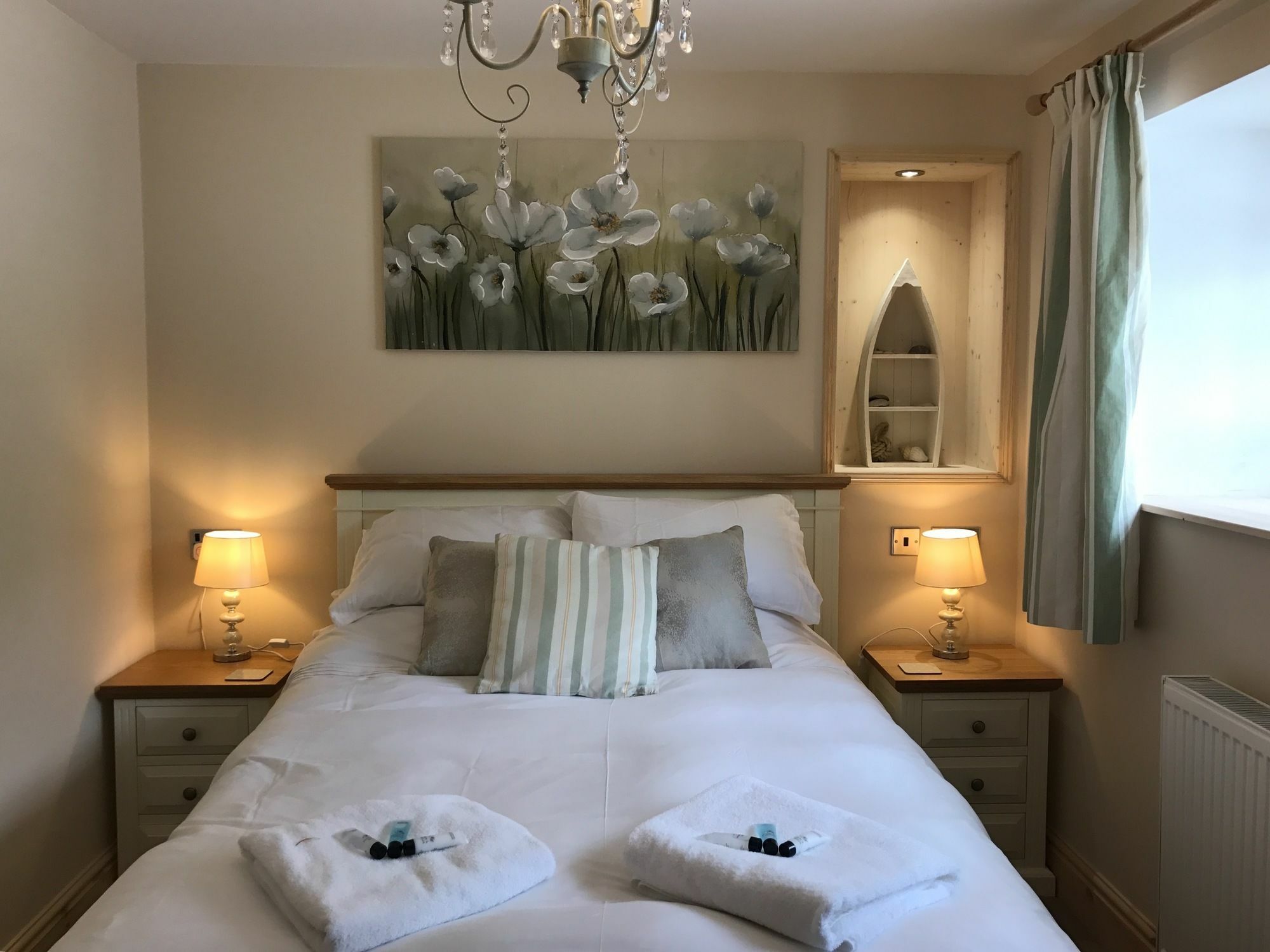 The Waterwheel Hotel Сейнт Остел Екстериор снимка